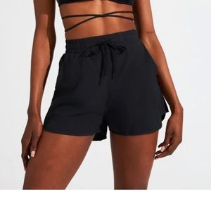 BuffBunny Flo Short V2